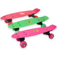 Old School skateboard v několika variantách 56 cm 1 ks