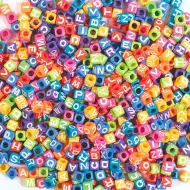 PlayBox: Barevný set korálků s písmeny 300 ks 7x7x7mm