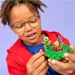 LEGO® Ninjago: Lloydův spinner proti zemnímu monstru (71850)